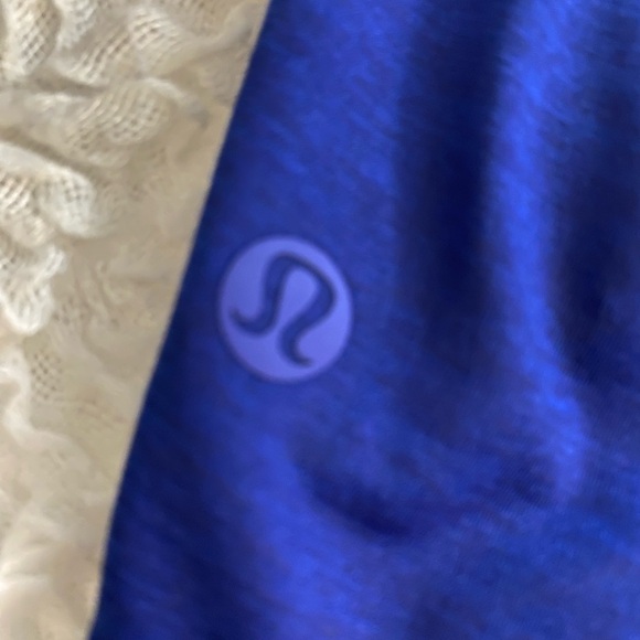 Lululemon Essential Athletic Tank Top - US 6 - Picture 4 of 8